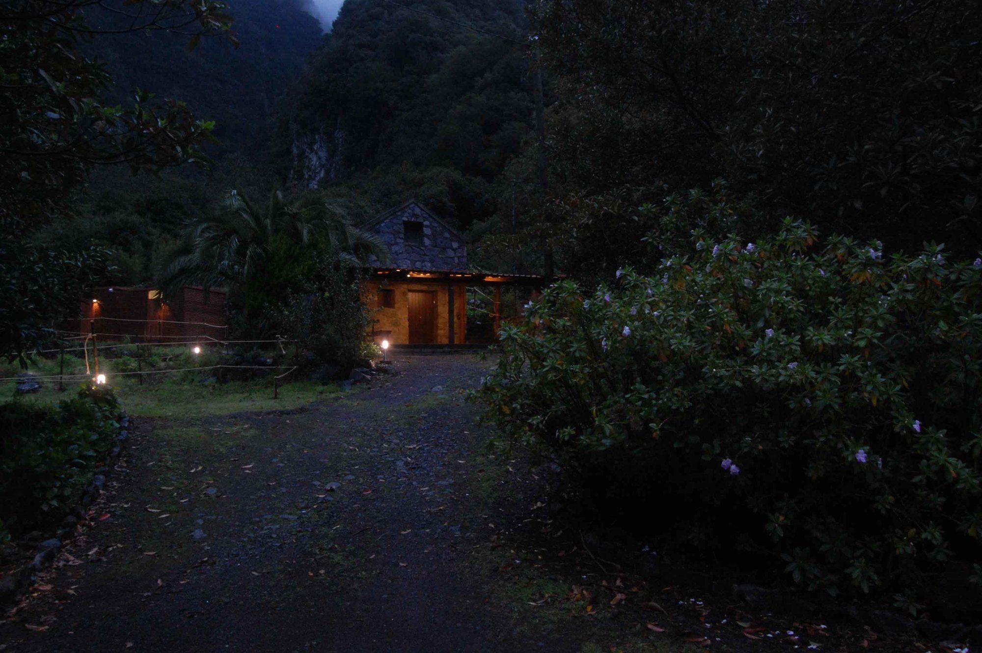 Nature Inn Madeira - Glamping Porto Moniz Exterior photo